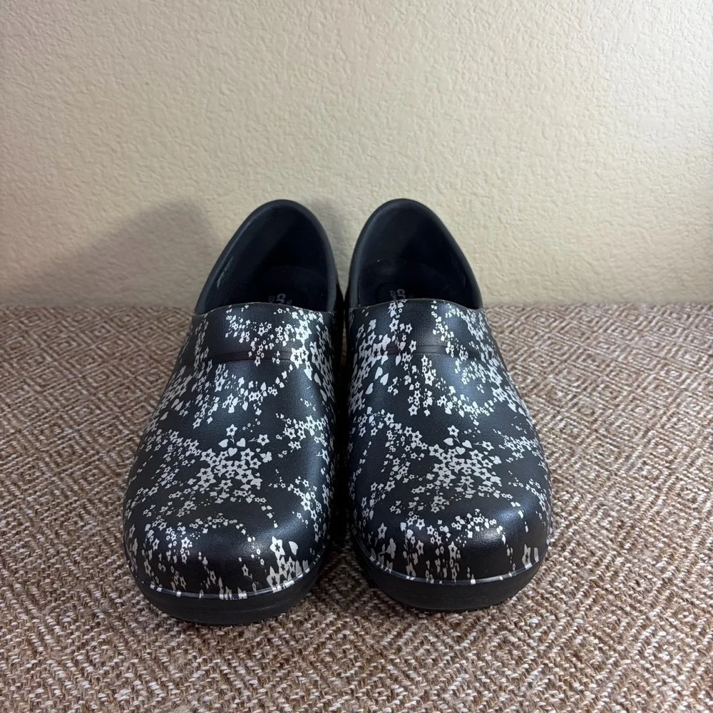 Crocs Clog Women’s Sz 11 Neria Pro II Clog Work Slip On SR Shoes Nursing - Picture 2 of 7